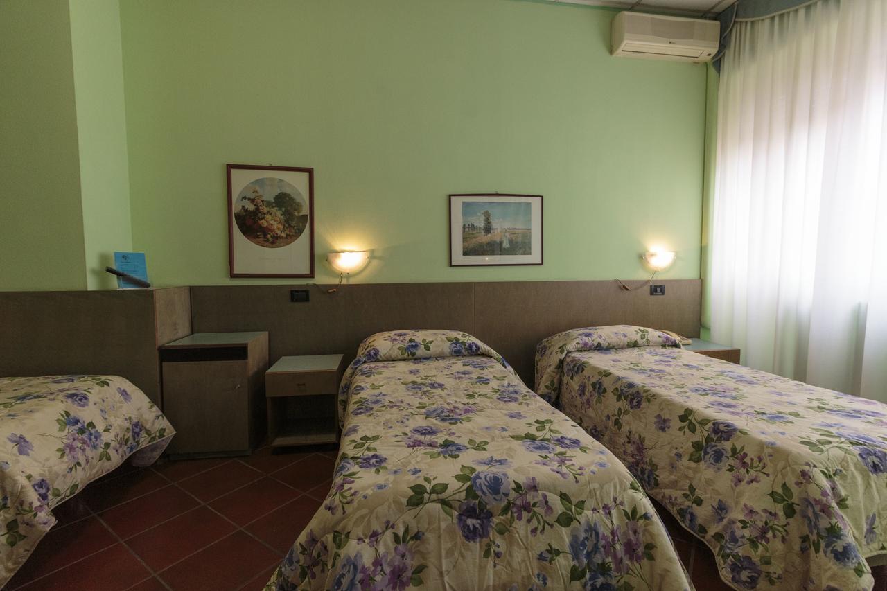 Hotel Il Telegrafo Melegnano Ngoại thất bức ảnh