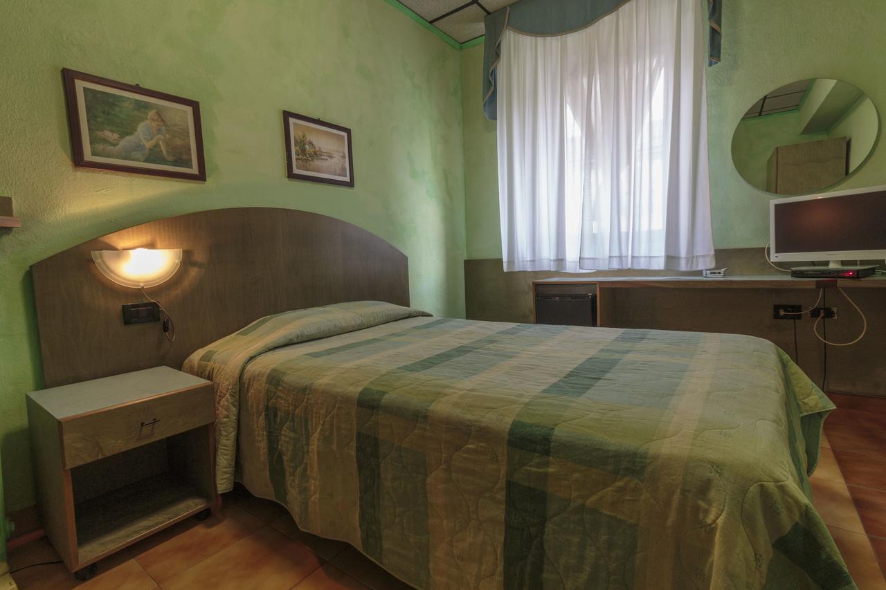 Hotel Il Telegrafo Melegnano Ngoại thất bức ảnh