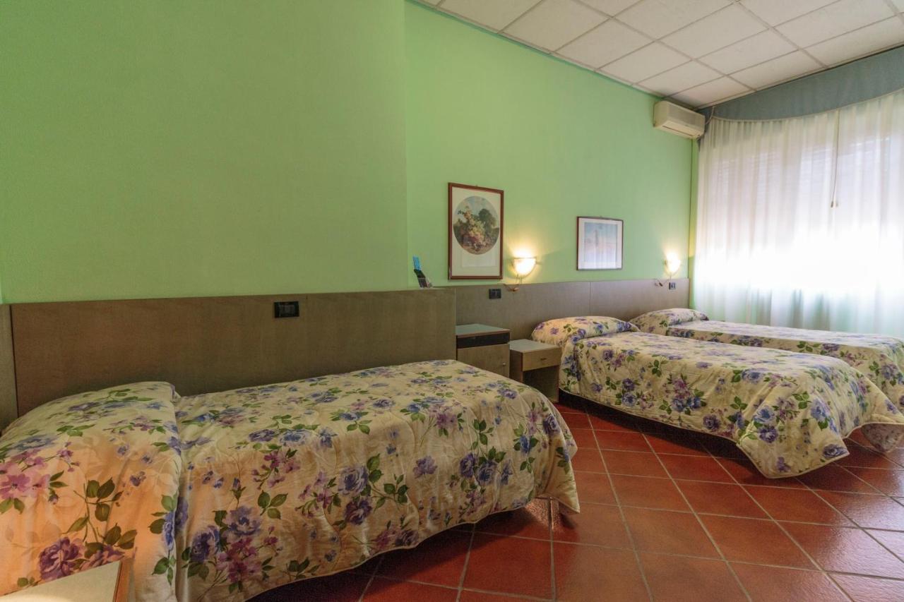 Hotel Il Telegrafo Melegnano Ngoại thất bức ảnh
